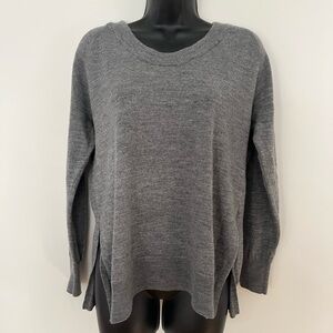 Tahari Extra Fine Merino Round Neck Pullover, Size Large
